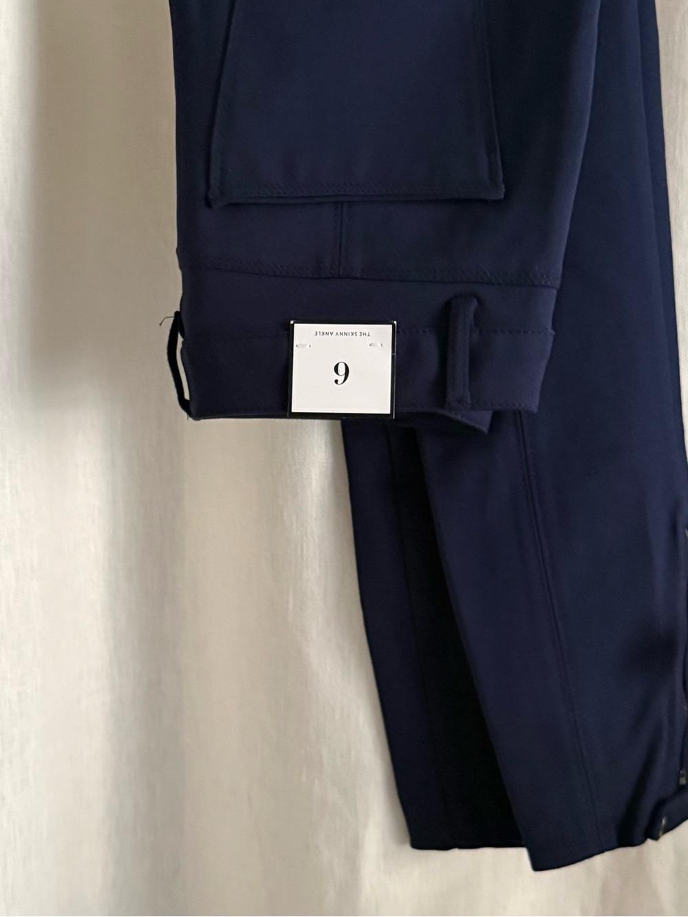 WHBM Skinny Ankle Pants 6 NWT Navy Blue Stretch Snap Zipper Hem Utility Trousers